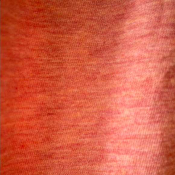 Women's Lululemon long sleeve - Picture 4 of 4